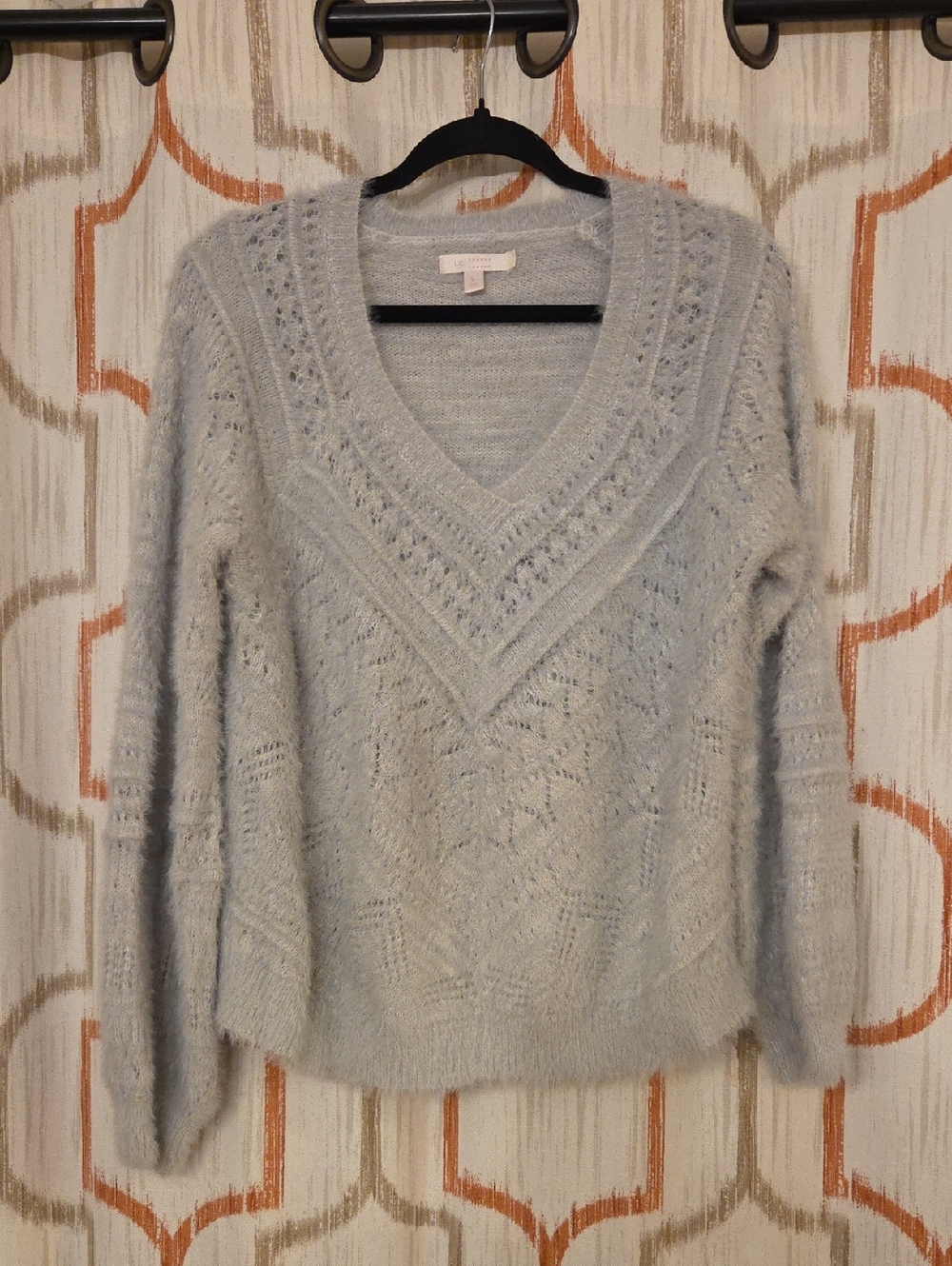 Lauren Conrad Light Grey V-Neck Cozy Knit Sweater
